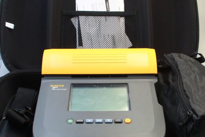 Insulation-Resistance-Test